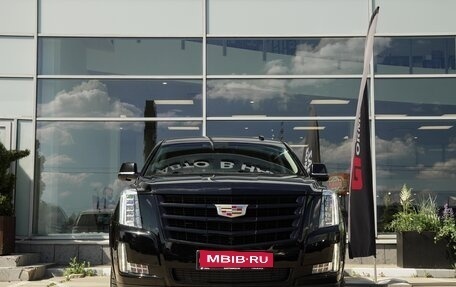 Cadillac Escalade IV, 2019 год, 6 790 000 рублей, 3 фотография