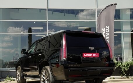 Cadillac Escalade IV, 2019 год, 6 790 000 рублей, 4 фотография