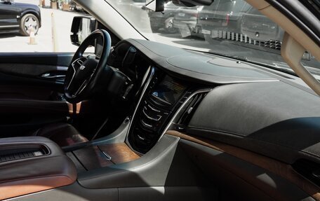 Cadillac Escalade IV, 2019 год, 6 790 000 рублей, 17 фотография