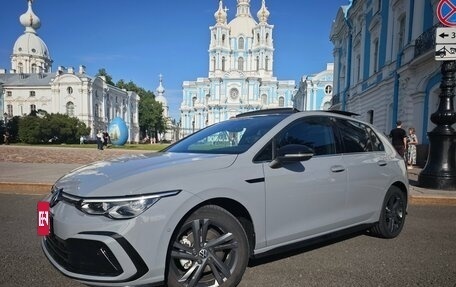 Volkswagen Golf VIII, 2023 год, 2 300 000 рублей, 2 фотография