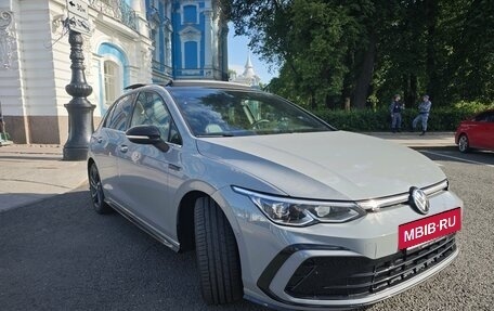 Volkswagen Golf VIII, 2023 год, 2 300 000 рублей, 5 фотография