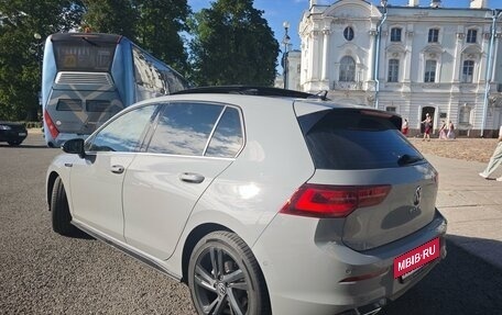 Volkswagen Golf VIII, 2023 год, 2 300 000 рублей, 10 фотография