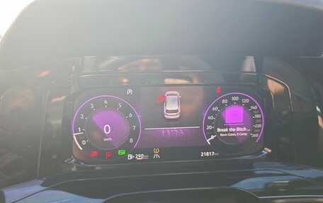 Volkswagen Golf VIII, 2023 год, 2 300 000 рублей, 26 фотография