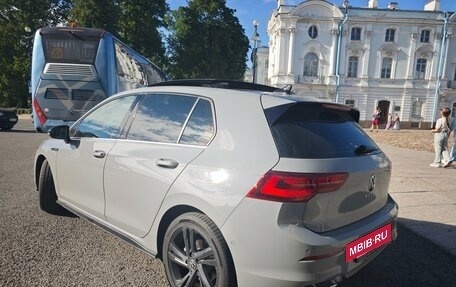 Volkswagen Golf VIII, 2023 год, 2 300 000 рублей, 32 фотография