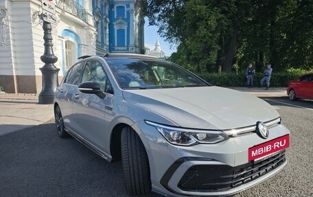 Volkswagen Golf VIII, 2023 год, 2 300 000 рублей, 31 фотография