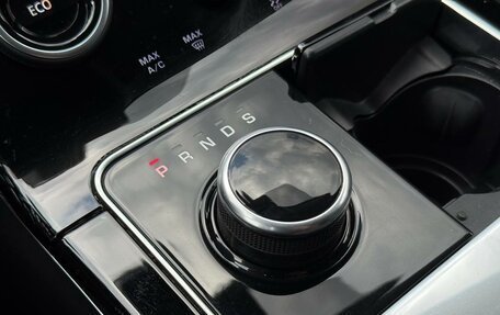 Land Rover Range Rover Velar I, 2017 год, 4 200 000 рублей, 25 фотография