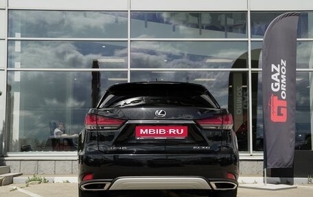 Lexus RX IV рестайлинг, 2021 год, 5 299 000 рублей, 6 фотография