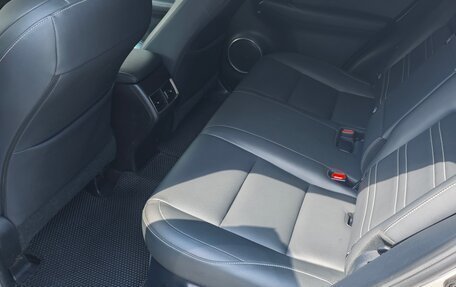 Lexus NX I, 2016 год, 2 800 000 рублей, 17 фотография