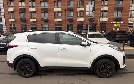 KIA Sportage IV рестайлинг, 2021 год, 2 650 000 рублей, 2 фотография