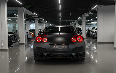 Nissan GT-R, 2011 год, 7 150 000 рублей, 6 фотография