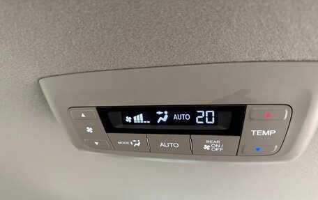 Honda Stepwgn IV, 2015 год, 2 050 000 рублей, 20 фотография