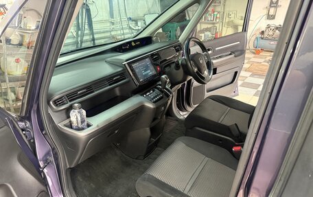 Honda Stepwgn IV, 2015 год, 2 050 000 рублей, 30 фотография