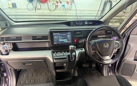 Honda Stepwgn IV, 2015 год, 2 050 000 рублей, 29 фотография