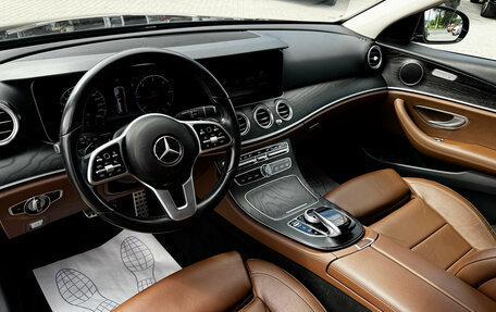Mercedes-Benz E-Класс, 2020 год, 2 590 000 рублей, 7 фотография