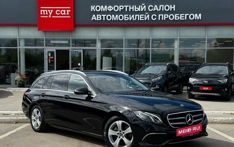 Mercedes-Benz E-Класс, 2020 год, 2 590 000 рублей, 3 фотография