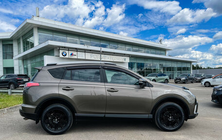 Toyota RAV4, 2017 год, 3 047 000 рублей, 4 фотография