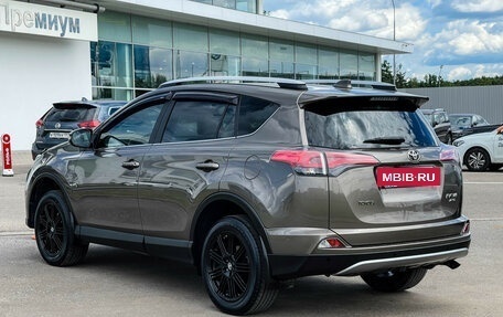 Toyota RAV4, 2017 год, 3 047 000 рублей, 8 фотография
