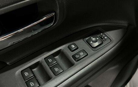 Mitsubishi Outlander III рестайлинг 3, 2022 год, 2 250 000 рублей, 18 фотография