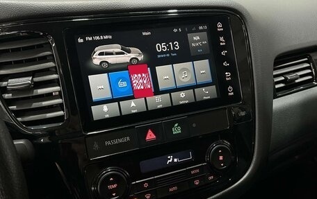Mitsubishi Outlander III рестайлинг 3, 2022 год, 2 250 000 рублей, 15 фотография