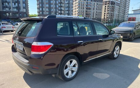 Toyota Highlander III, 2011 год, 2 450 000 рублей, 5 фотография