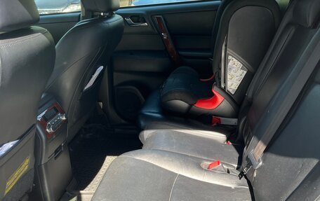 Toyota Highlander III, 2011 год, 2 450 000 рублей, 9 фотография