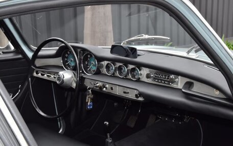 Volvo P1800, 1964 год, 6 700 000 рублей, 13 фотография