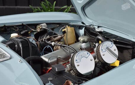 Volvo P1800, 1964 год, 6 700 000 рублей, 20 фотография