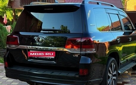 Toyota Land Cruiser 200, 2019 год, 10 400 000 рублей, 7 фотография