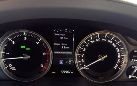 Toyota Land Cruiser 200, 2019 год, 10 400 000 рублей, 27 фотография