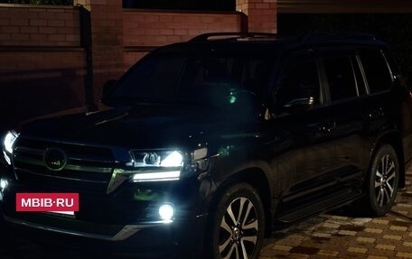 Toyota Land Cruiser 200, 2019 год, 10 400 000 рублей, 28 фотография