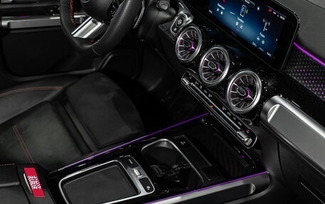Mercedes-Benz GLB, 2024 год, 6 600 000 рублей, 17 фотография