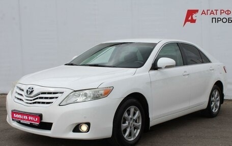 Toyota Camry, 2011 год, 1 230 000 рублей, 1 фотография