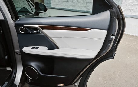 Lexus RX IV рестайлинг, 2019 год, 5 025 000 рублей, 20 фотография