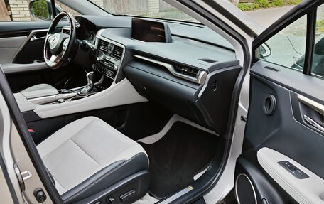 Lexus RX IV рестайлинг, 2019 год, 5 025 000 рублей, 22 фотография