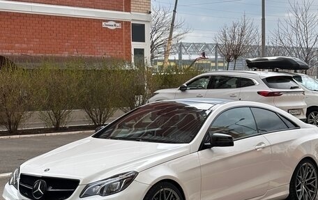 Mercedes-Benz E-Класс, 2014 год, 1 850 000 рублей, 3 фотография
