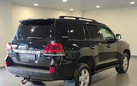 Toyota Land Cruiser 200, 2010 год, 2 530 000 рублей, 9 фотография