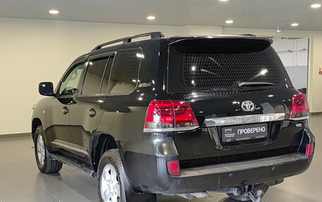 Toyota Land Cruiser 200, 2010 год, 2 530 000 рублей, 11 фотография