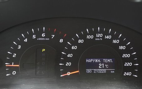 Toyota Camry, 2011 год, 1 230 000 рублей, 8 фотография