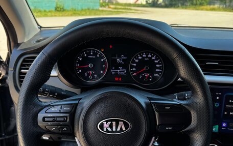 KIA Rio IV, 2018 год, 1 000 000 рублей, 8 фотография