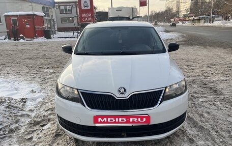 Skoda Rapid I, 2015 год, 800 000 рублей, 6 фотография