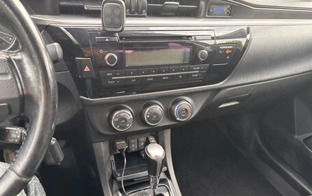 Toyota Corolla, 2013 год, 1 100 000 рублей, 1 фотография