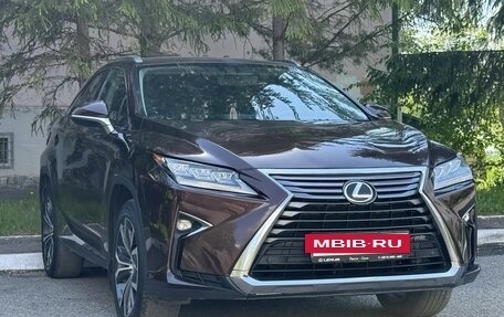 Lexus RX IV рестайлинг, 2017 год, 2 999 999 рублей, 6 фотография