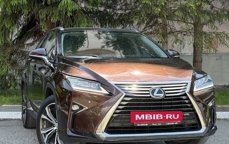 Lexus RX IV рестайлинг, 2017 год, 2 999 999 рублей, 5 фотография