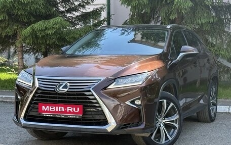 Lexus RX IV рестайлинг, 2017 год, 2 999 999 рублей, 4 фотография