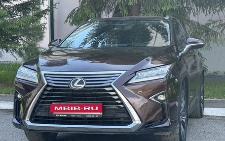 Lexus RX IV рестайлинг, 2017 год, 2 999 999 рублей, 8 фотография