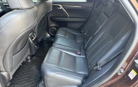 Lexus RX IV рестайлинг, 2017 год, 2 999 999 рублей, 22 фотография