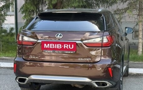 Lexus RX IV рестайлинг, 2017 год, 2 999 999 рублей, 16 фотография