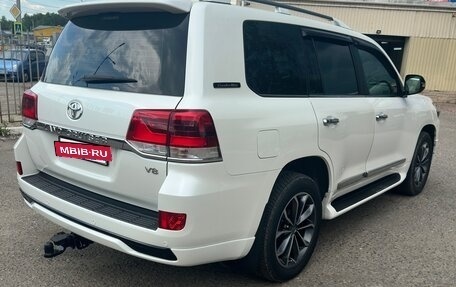 Toyota Land Cruiser 200, 2017 год, 6 100 000 рублей, 7 фотография