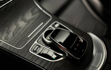 Mercedes-Benz C-Класс, 2017 год, 2 700 000 рублей, 18 фотография