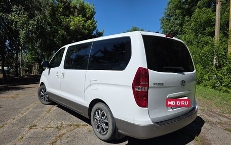 Hyundai H-1 II рестайлинг, 2019 год, 3 100 000 рублей, 6 фотография